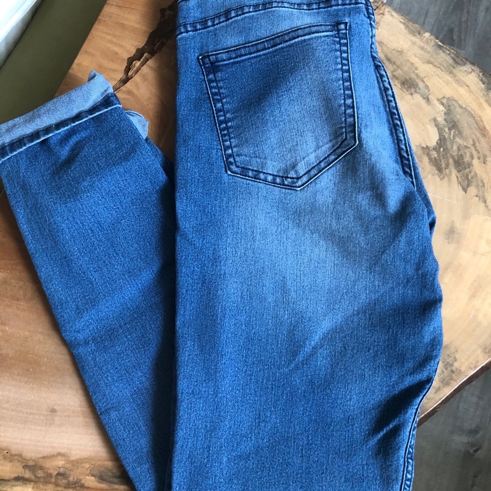 H&M stretchy jeans